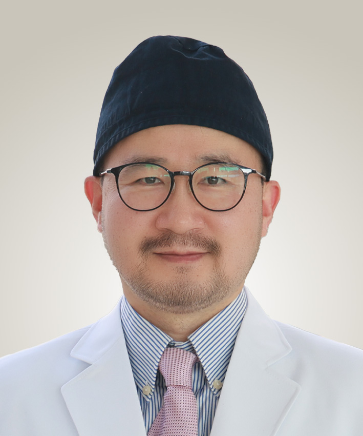 김홍욱 이미지
