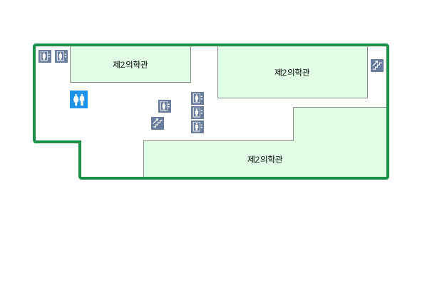건물을 중심으로 북쪽 좌우측과 남쪽 우측에 제2의학관이 있습니다. 건물의 중앙에는 계단과 엘리베이터가 있으며 건물의 좌측에는 엘리베이터와 화장실이 있으며, 가장 우측에는 계단이 있습니다.